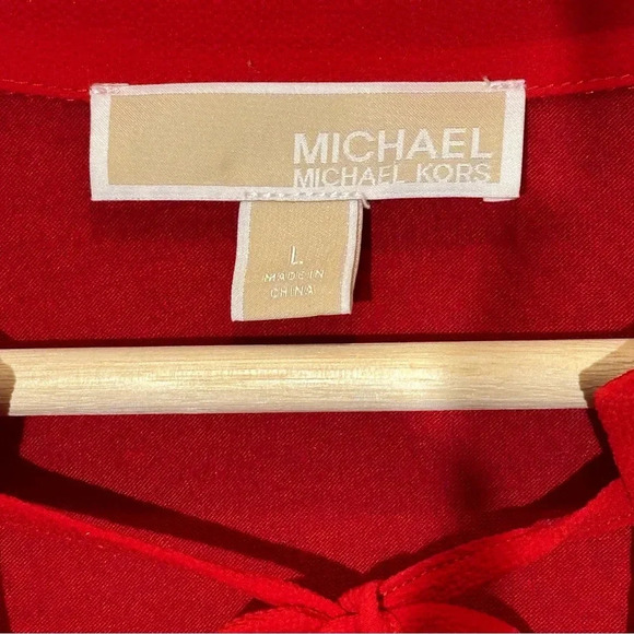 MICHAEL KORS Women's Wrapover Top/Blouse Red Long Sleeve V Neck Size L - Picture 3 of 9